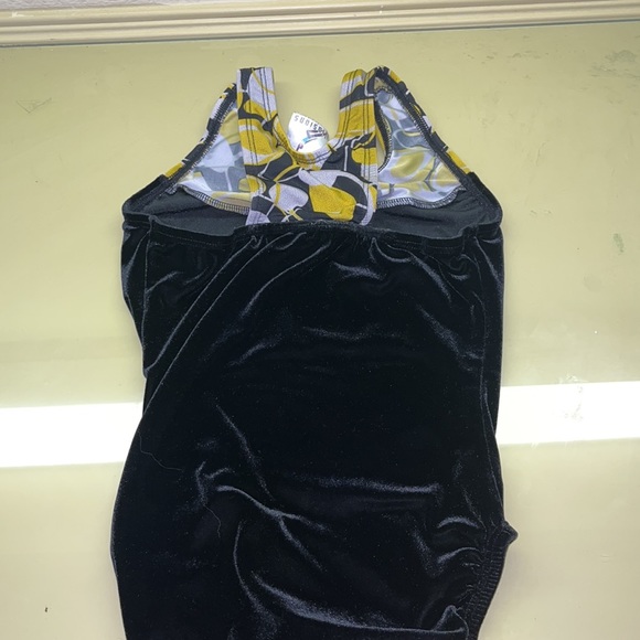 Gymnastics Leo - Picture 3 of 3